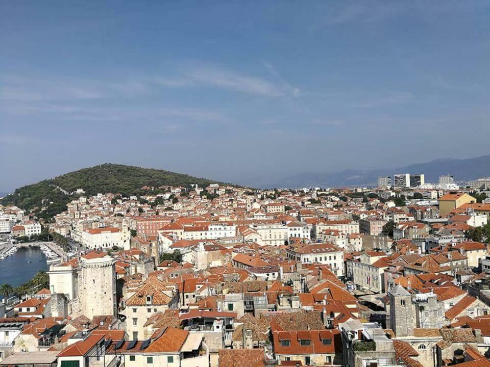 A Small Apartment For A Great Vacation "Ludi" 斯普利特 外观 照片